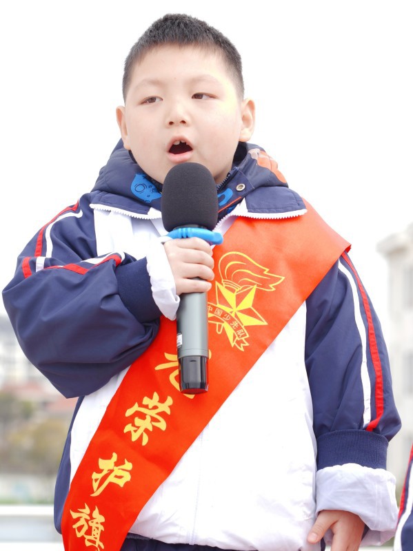 路晨曦